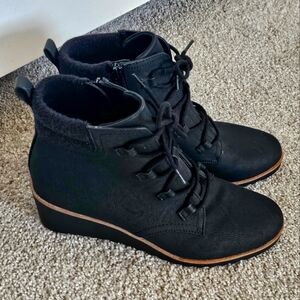 Life Stride black Wedge lace up/ zipper ankle boots,  size 10